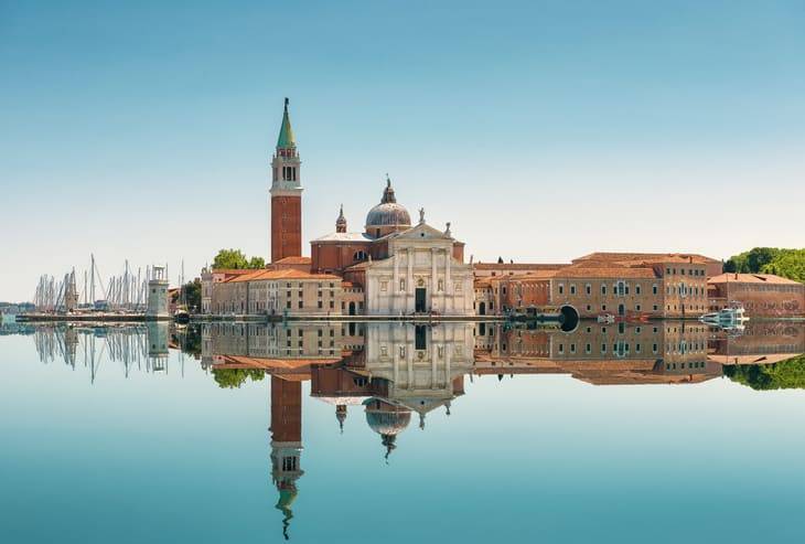 San Giorgio e il Campanile di San Marco: vista dalla nuova ciclabile sull'acqua ciclabile venezia