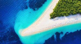 La spiaggia mozzafiato che cambia forma si trova a due passi da noi