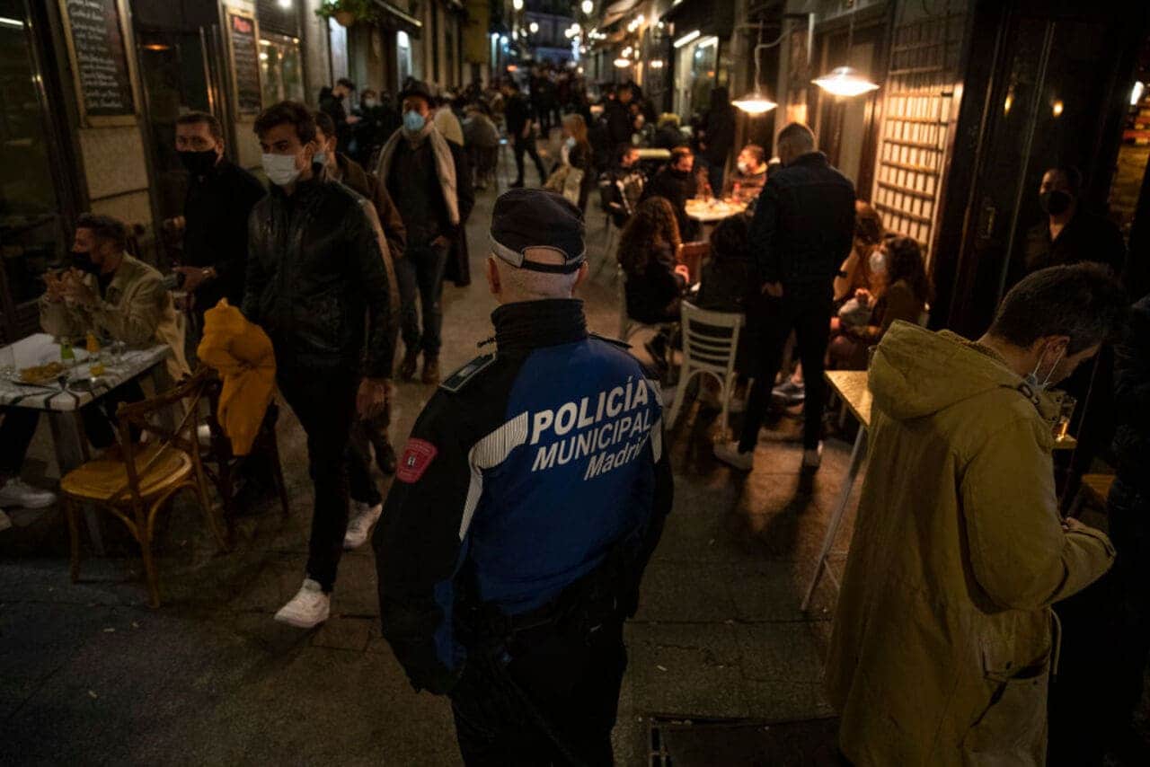 barcellona coprifuoco spagna quarantena