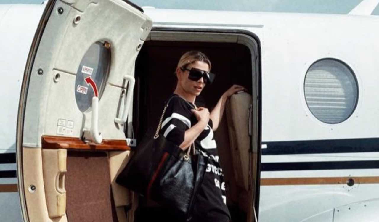 Emma Marrone aereo