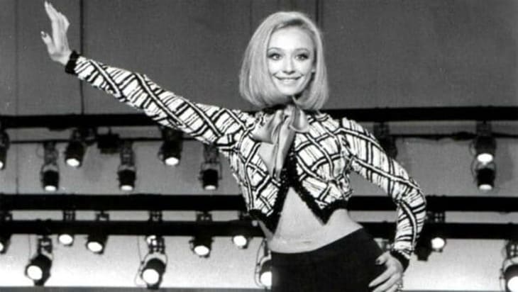 Eleganza e grazia, sensibilità e semplicità: ecco Raffaella Carrà raffaella carrà dove luoghi