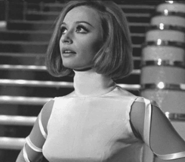 Hollywood la corteggia, ma Raffa sceglie l'Italia Raffaella Carrà dove luoghi