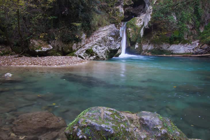 dove far eil bagno nei laghi del lazio