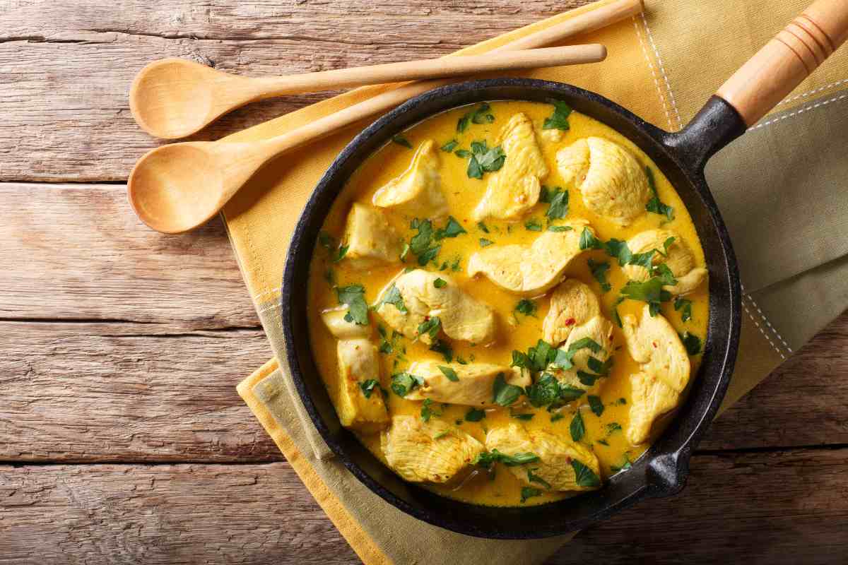 Come si cucina la salsa al curry? Ricetta indiana Salsa al curry