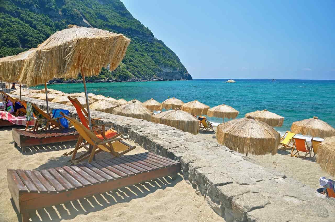 A Ischia ci sono le terme per questo ogni stagione è giusta! ischia ottobre mare
