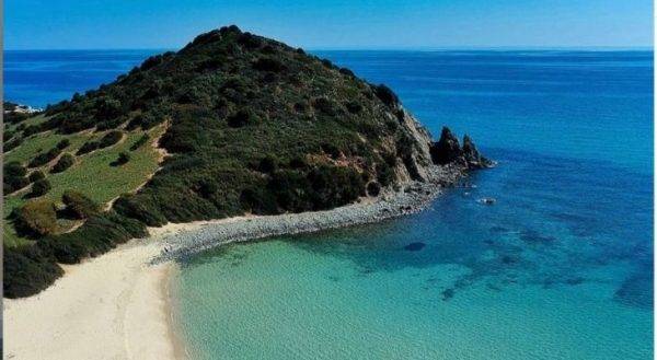 Spiagge riparate dai venti in Sardegna