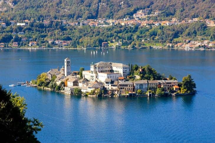 orta san giulio villa crespi