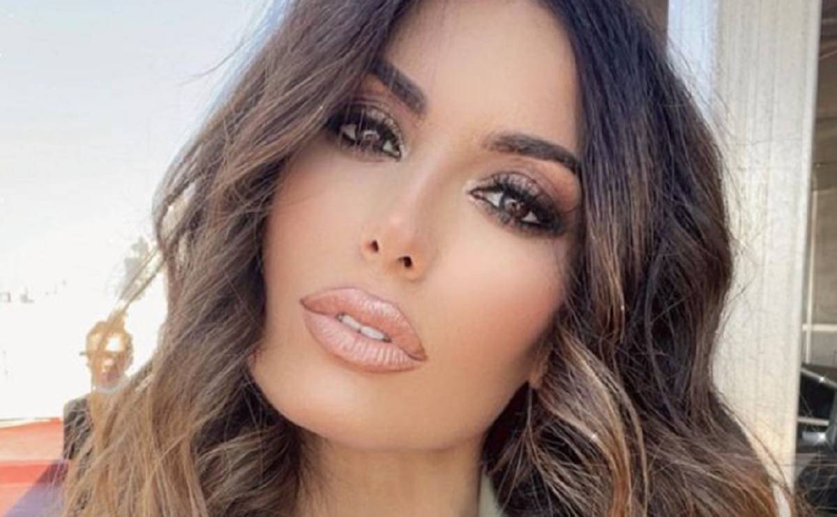 Elisabetta Gregoraci in vacanza a Dubai Dubai con Elisabetta Gregoraci
