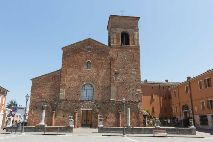 bandiera arancione touring borghi