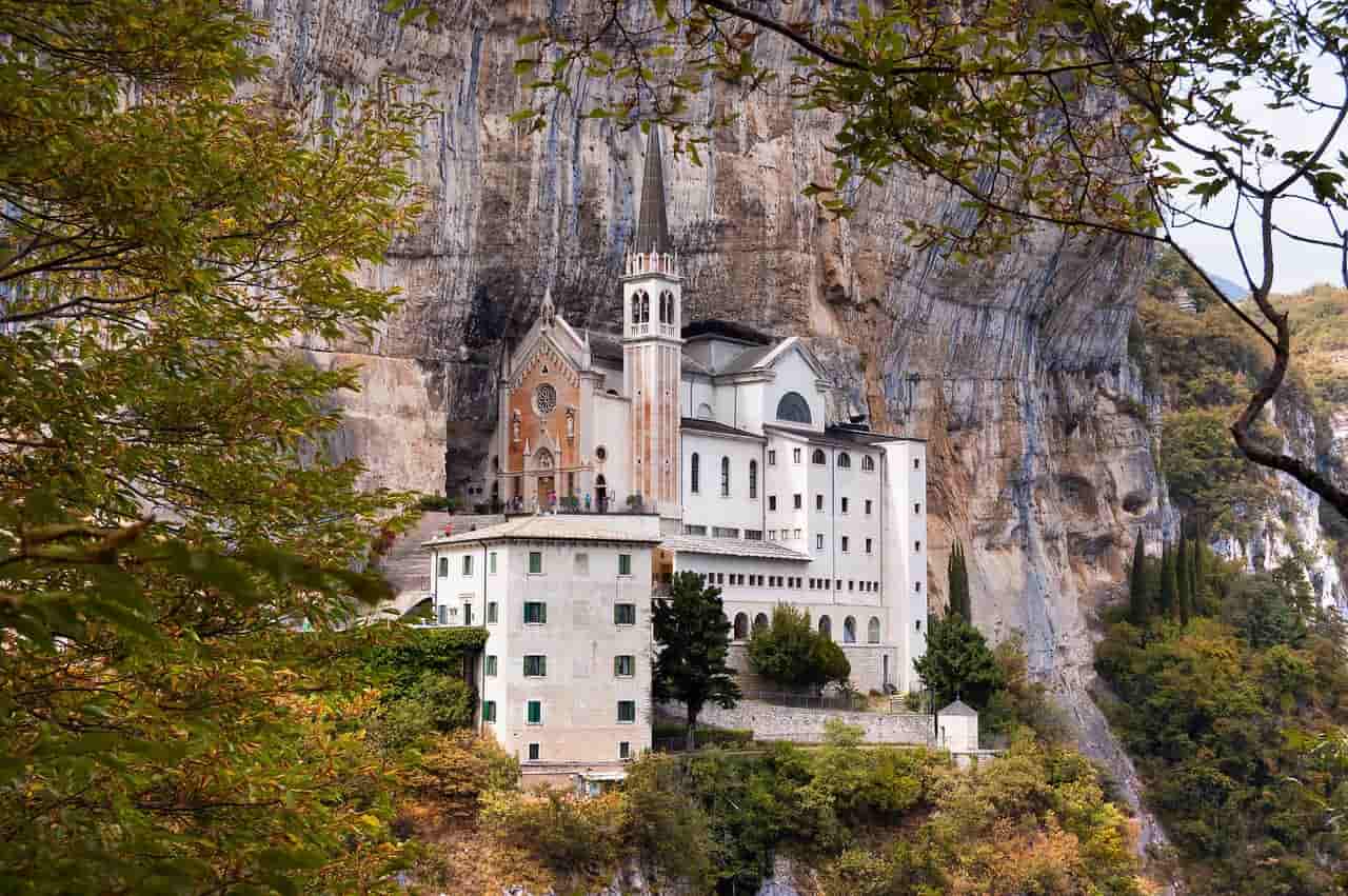 santuario roccia