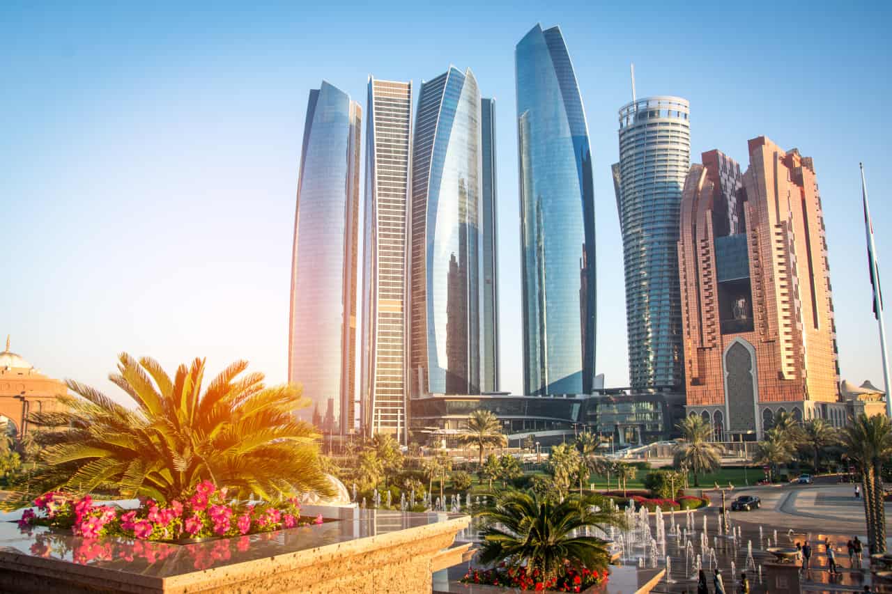 abu dhabi regole viaggio