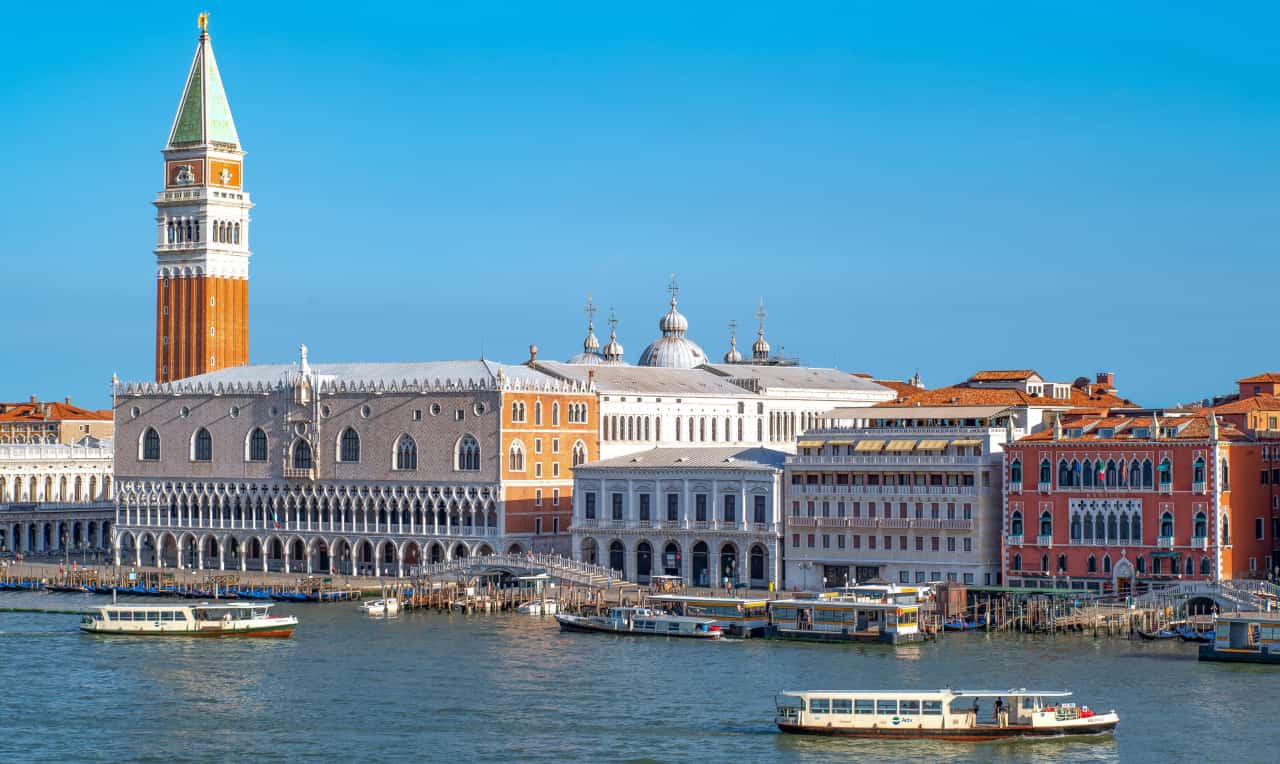 venezia treno vaporetto