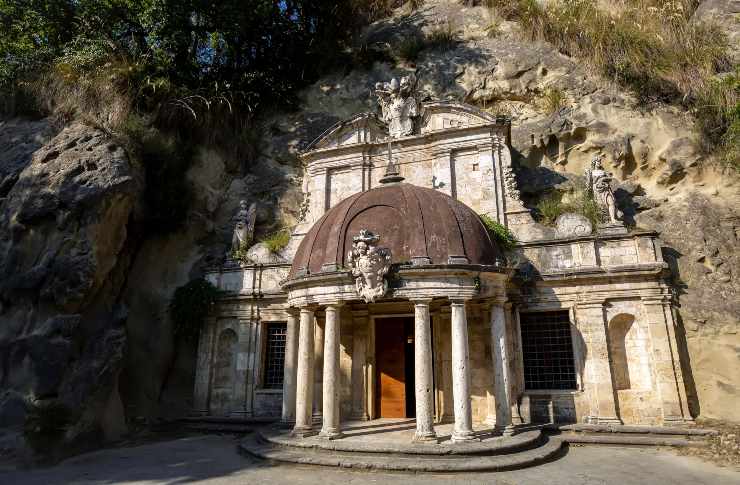 Le chiese nella natura più belle da vedere in Italia