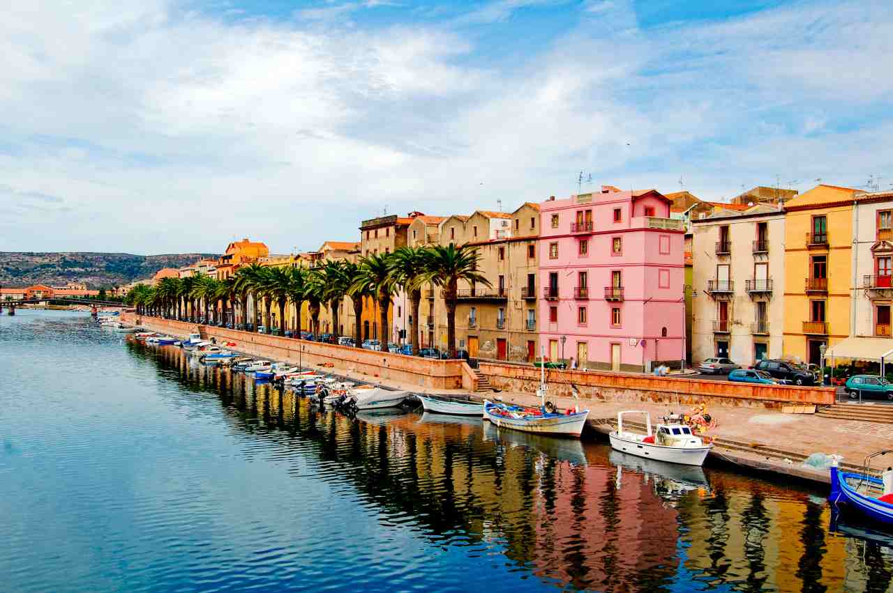 Il borgo più colorato d'Italia si trova in Sardegna