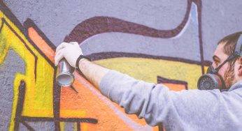 Abbiamo scoperto un murales green che assorbe lo smog ed è a Napoli