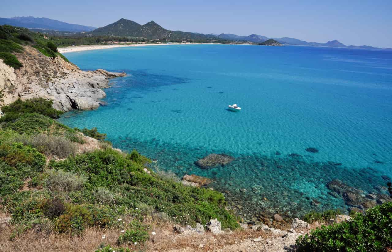 voli low cost sardegna estate