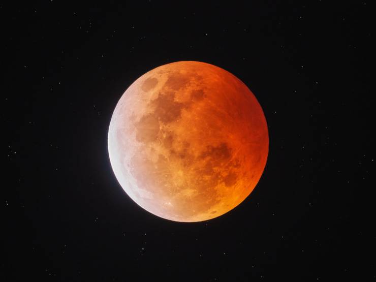 luna rossa eclissi 16 maggio