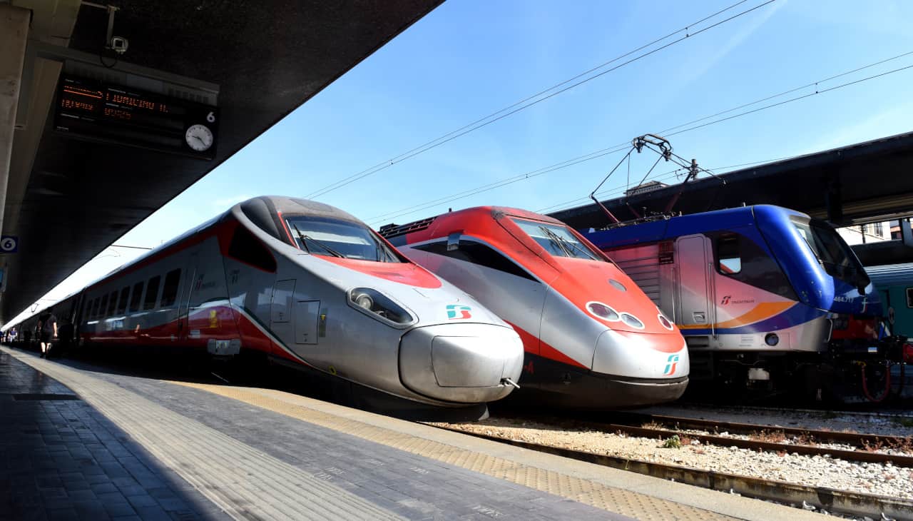 Trenitalia: promozione per l'estate con sconti fino al 60% trenitalia promozione estate