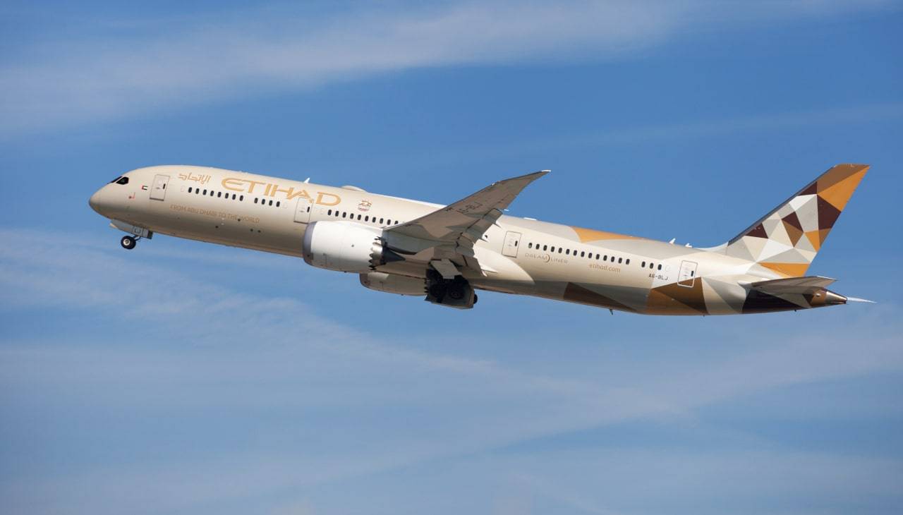 etihad airways assume personale