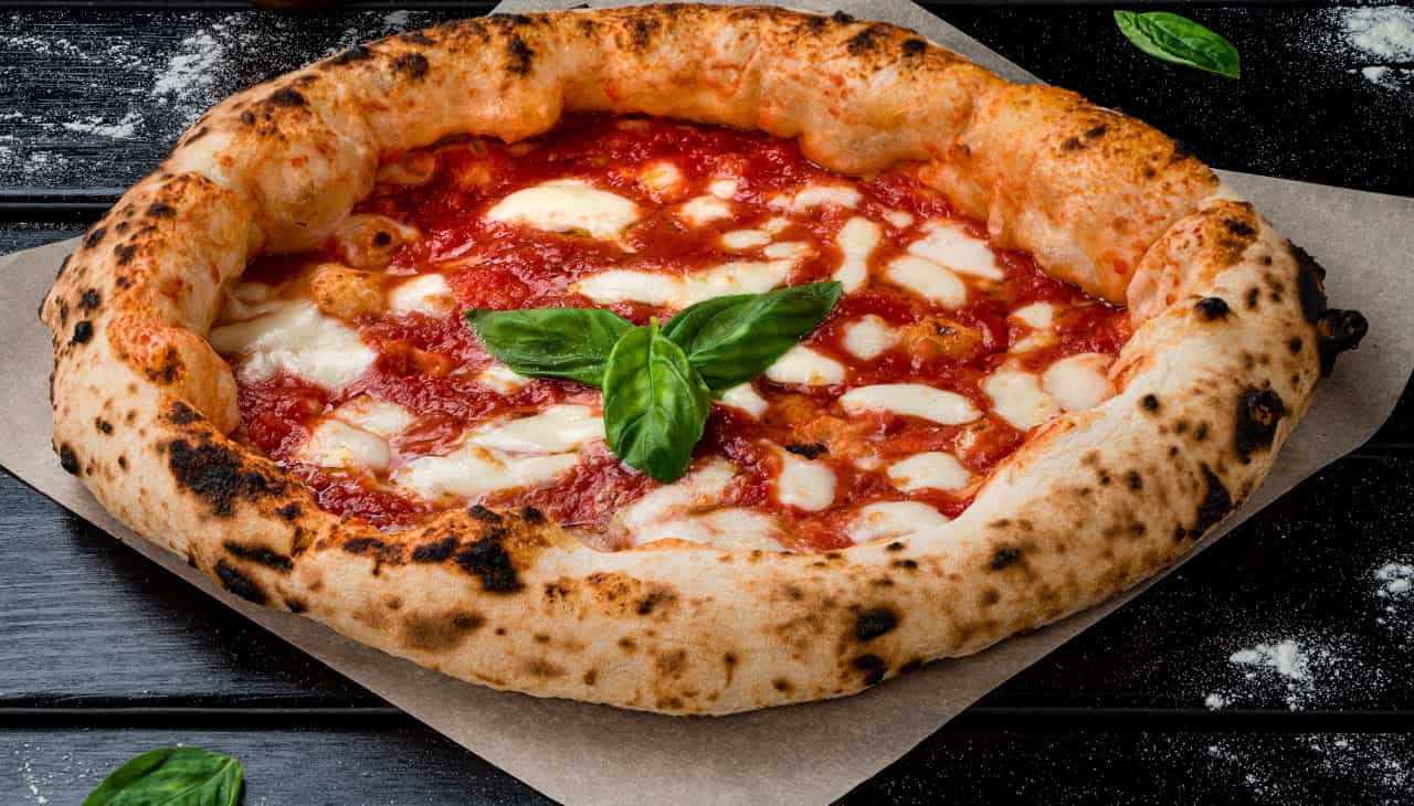 Pizza Village Napoli 2022: la pizzeria più grande del mondo pizza village napoli 2022