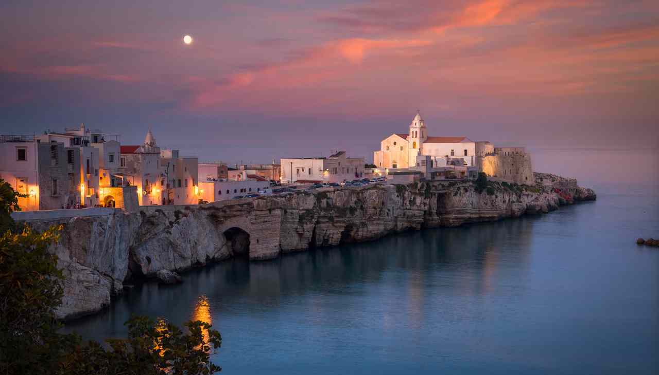 Vieste, il borgo sul mare più romantico d'Italia