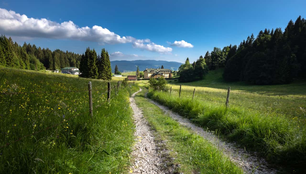 Ferragosto 2022 low cost: le mete last minute in montagna ferragosto 2022 low cost montagna