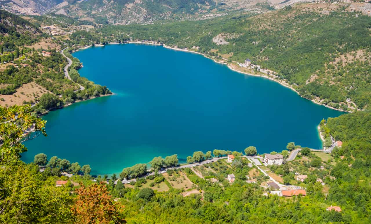 lago cuore abruzzo