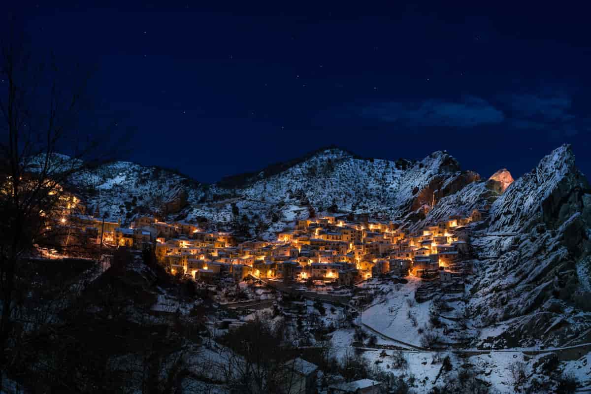 borghi inverno luoghi magici