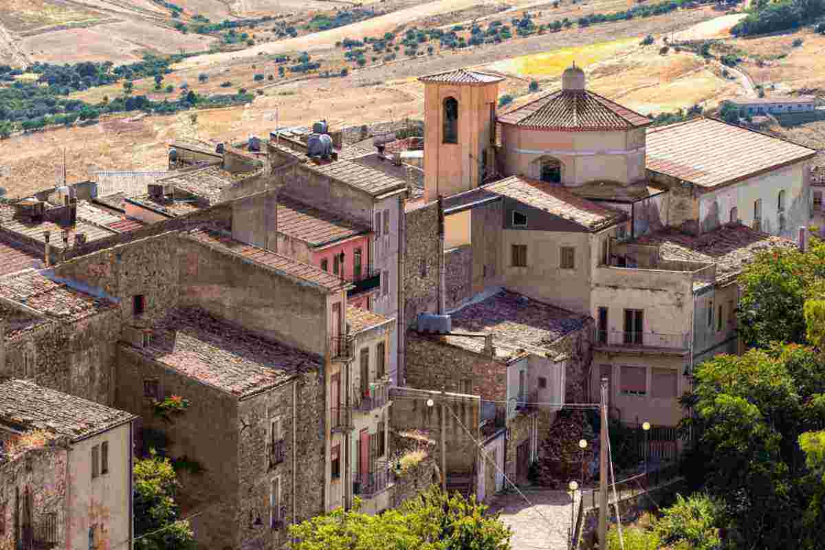 Case ad un euro in Sicilia