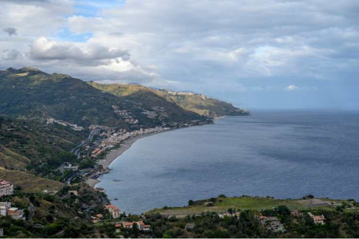 Spiaggia di Mazzeo