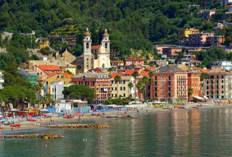 spiaggia Laigueglia Liguria