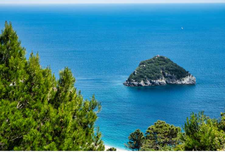 Isola Bergeggi Liguria