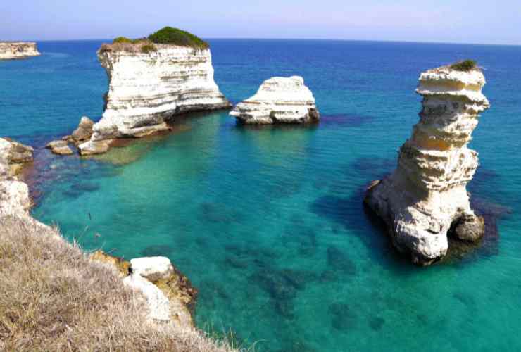 Isola di Sant'Andrea in Puglia faraglioni