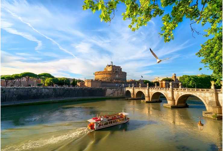Battello sul Tevere Roma