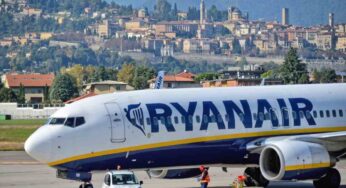 Ryanair, regole sempre più rigide: un passeggero ha ricevuto una sanzione da 15.000 euro