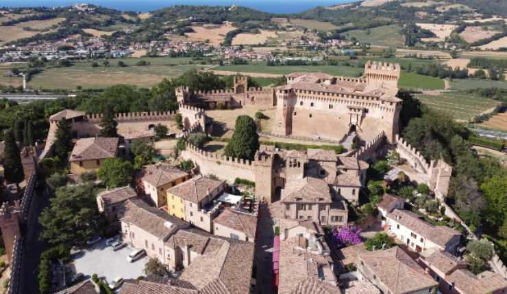 Borgo di Gradara