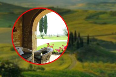 Agriturismo nel senese: particolare della struttura e del panorama