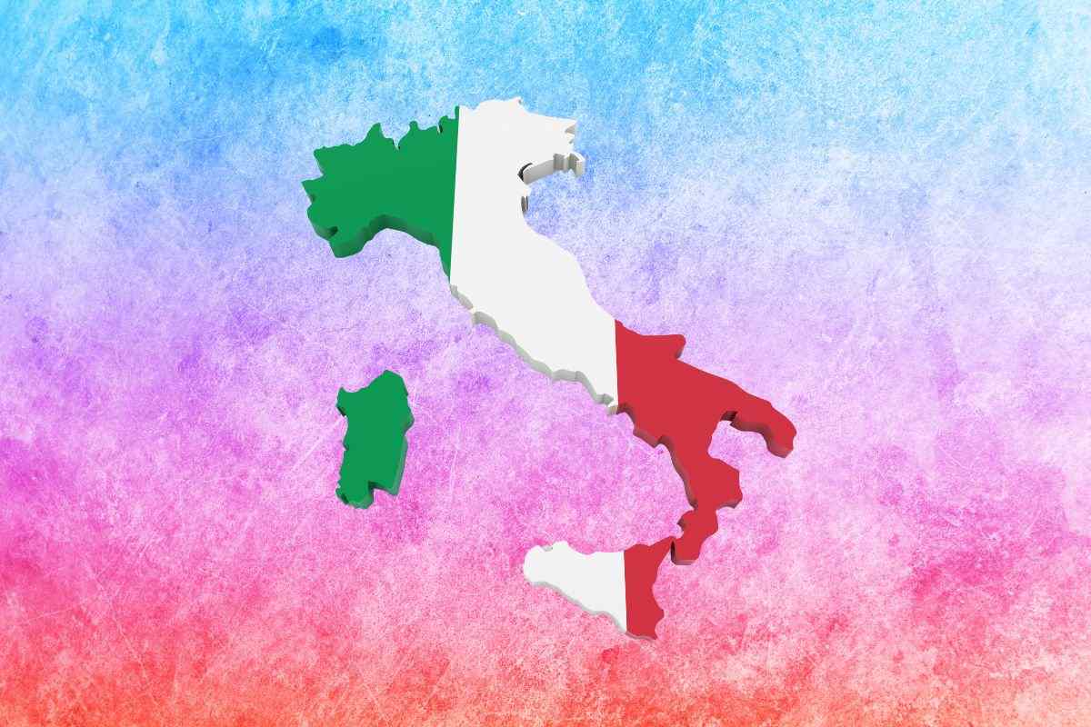 Sagoma dell'Italia tricolore