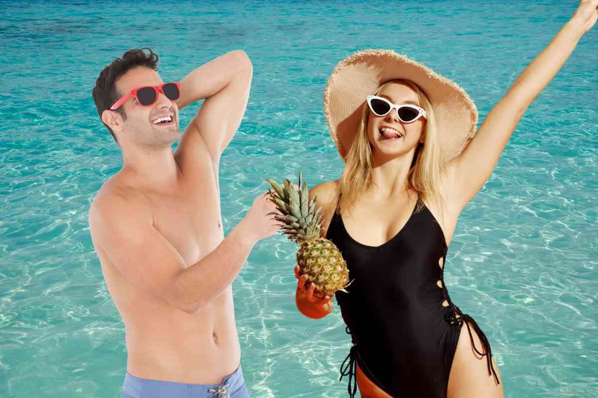 Uomo e donna al mare