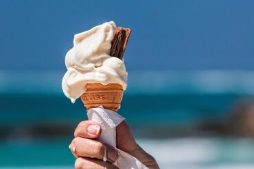 cono gelato in spiaggia