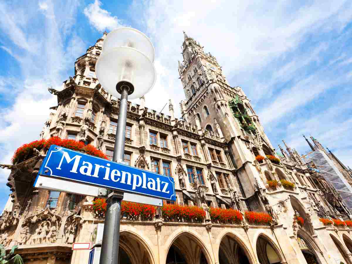 marienplatz monaco di baviera