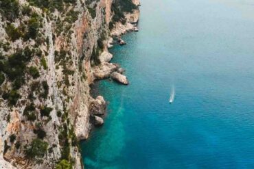 Vista sul mare e costa