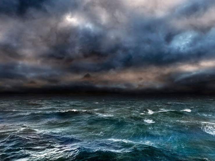 mare in tempesta