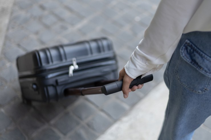 Bagaglio a mano visto dall'alto