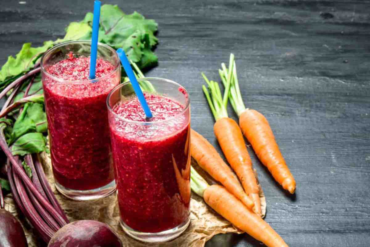 Barbabietole, carote e smoothie