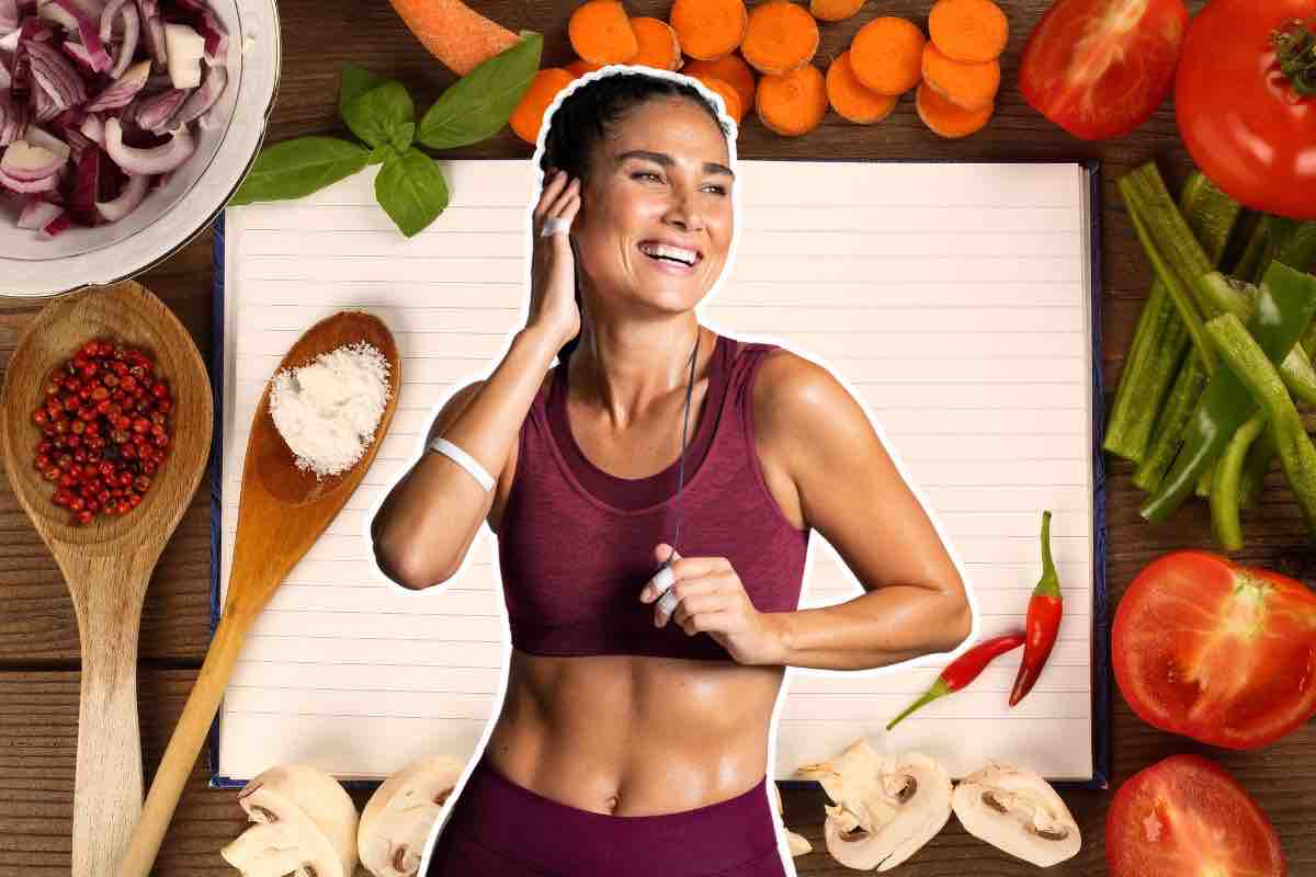 Donna in forma con verdure e quaderno