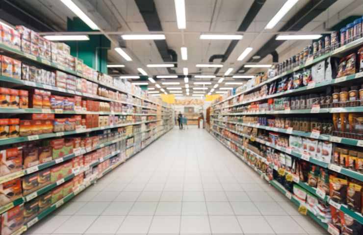 Corridoio di un supermercato