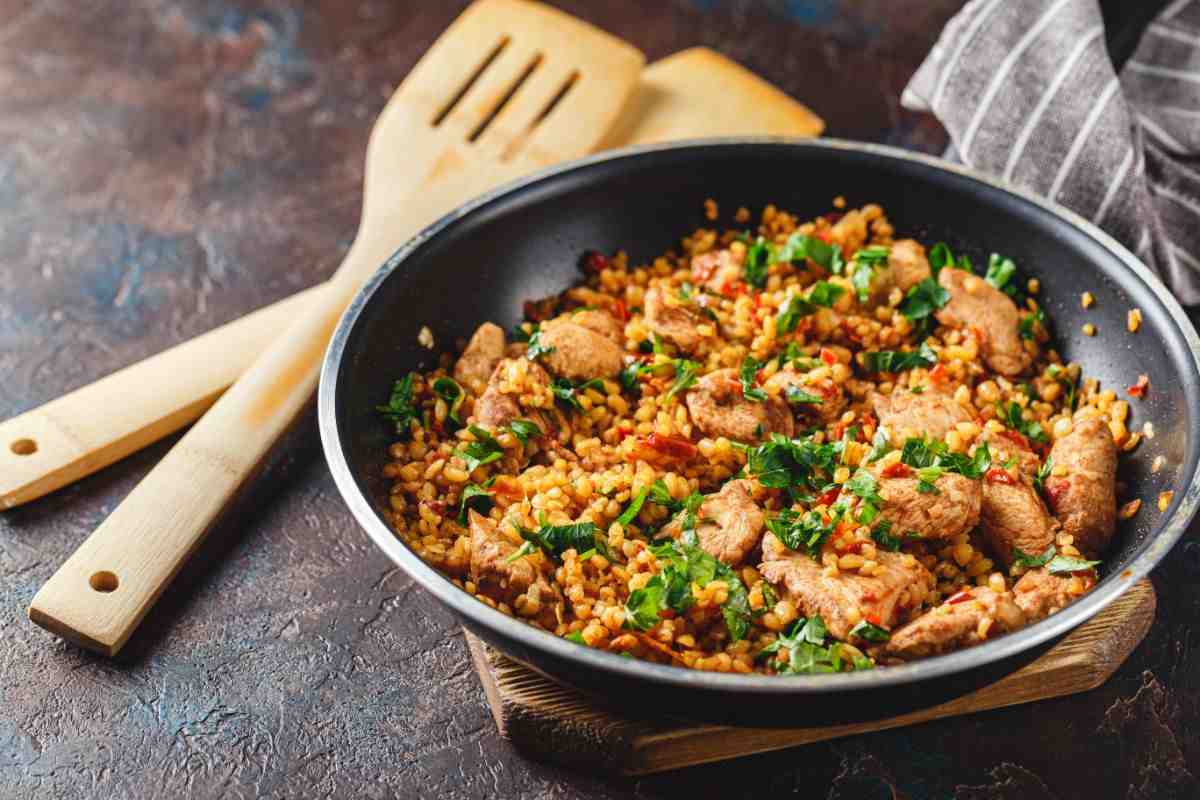 cous cous in pentola