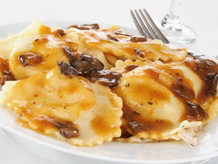 ravioli con funghi