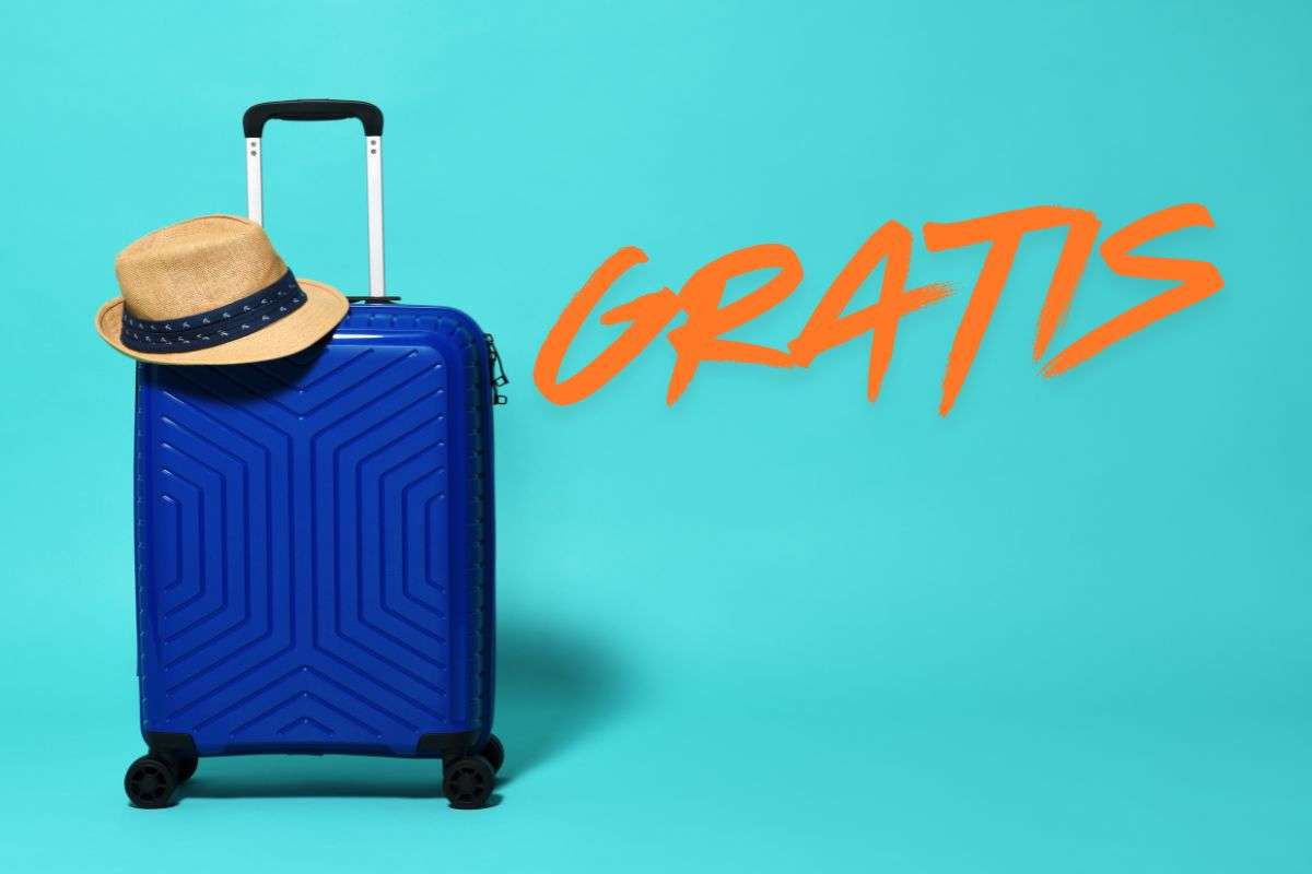 trolley, cappello e scritta gratis